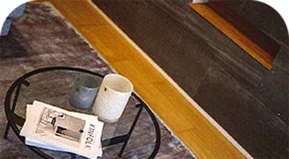 コード・ケーブルを噛んでしまう危険性を防止する配線隠し